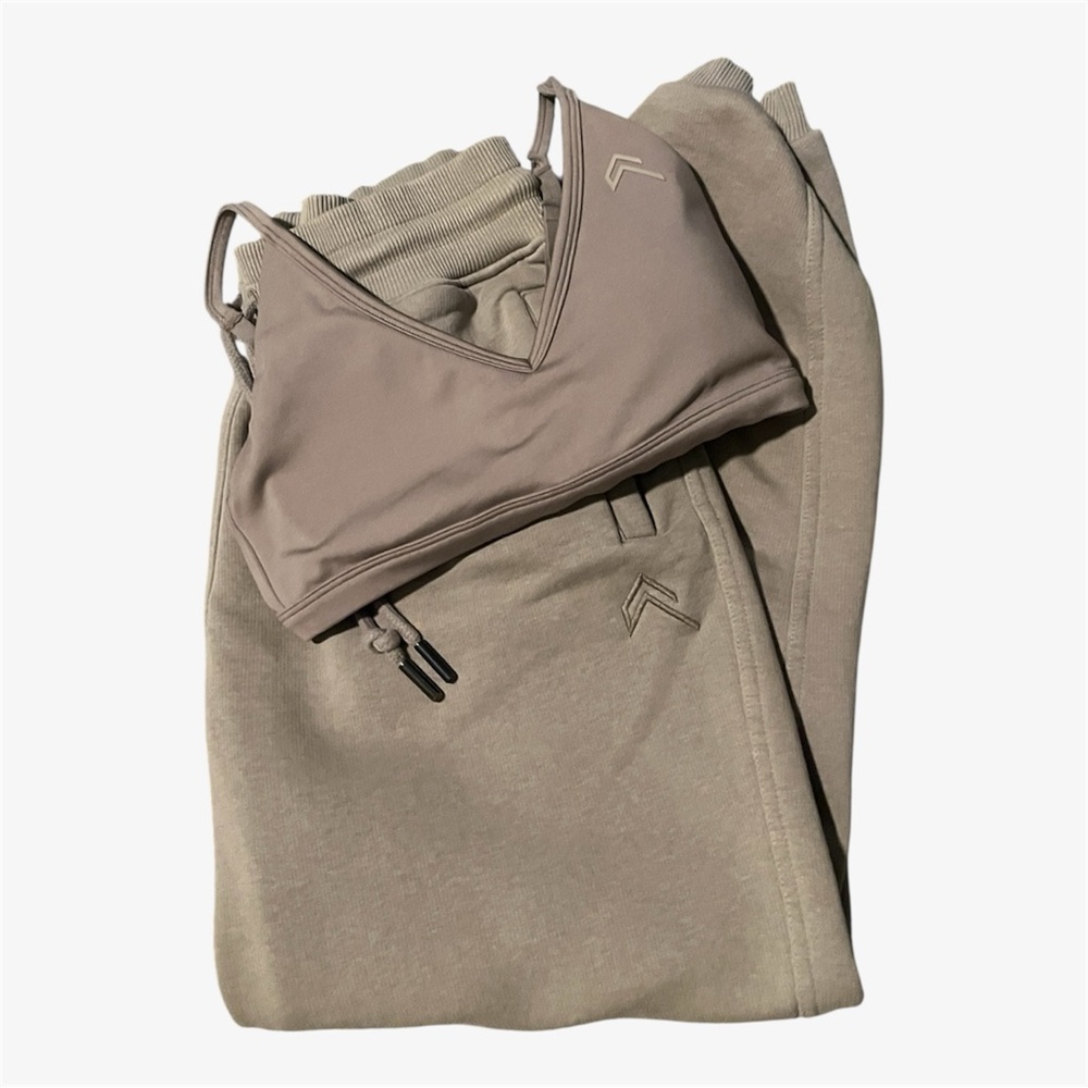 Oner Active Taupe Women's Joggers with Matching Bralette